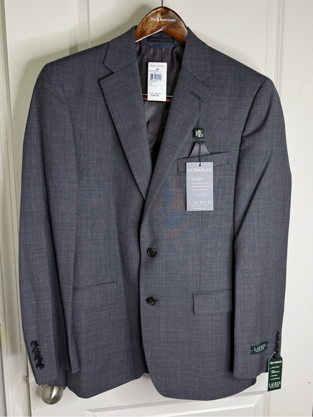 NWT Lauren Ralph Lauren Men's Ultraflex Lattimore Suit Jacket Size: 38R